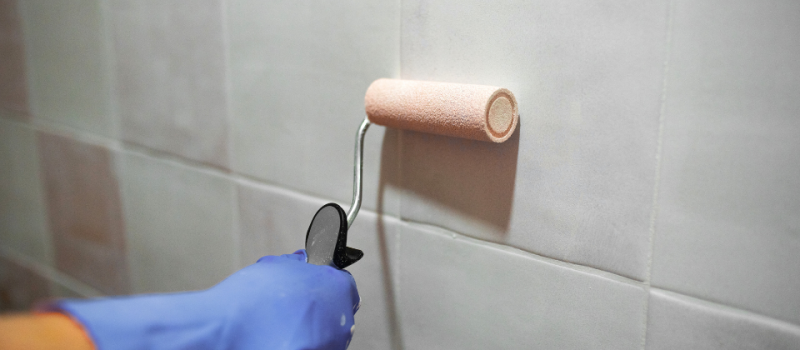 Как покрасить «невозможное» — плитку, стекло и ламинированную мебель