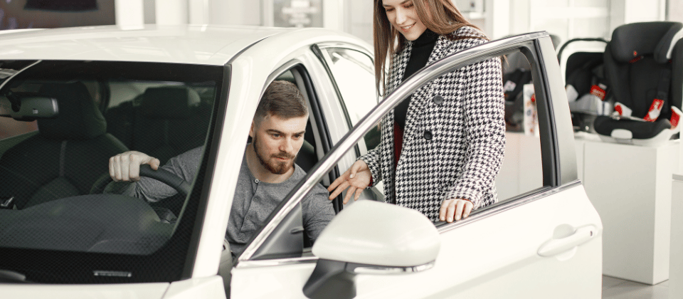 покупка автомобиля фото