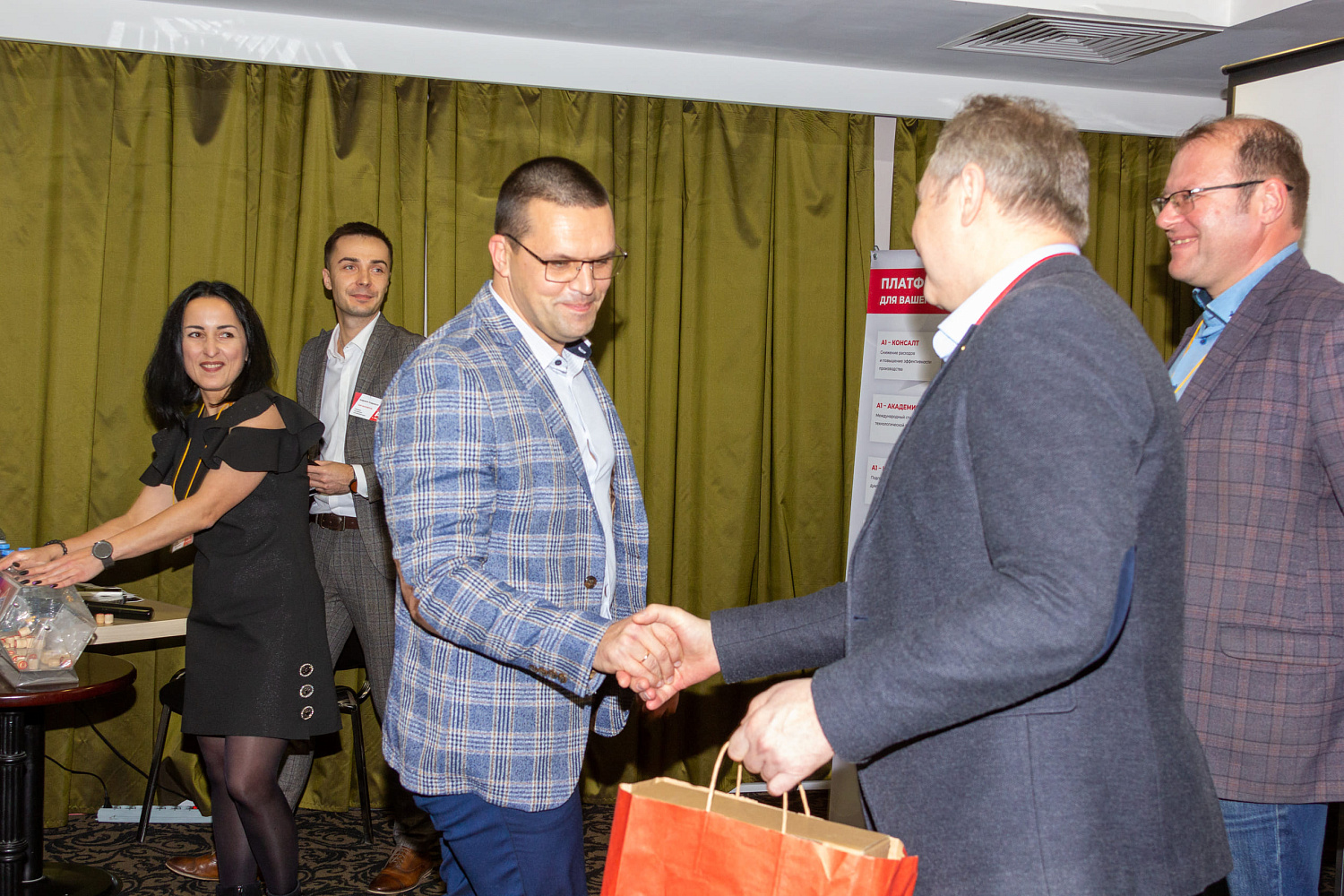 Конференция в Воронеже, первая кузовная конференция, ремонт автомобиля